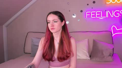 Snapshot of berta_kelly chatting on 10/30/25, 01:18 Berta online show from 10/30/25, 01:18