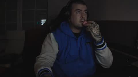 Snapshot of berto3389 chatting on 02/24/26, 12:52 berto3389 online show from 02/24/26, 12:52