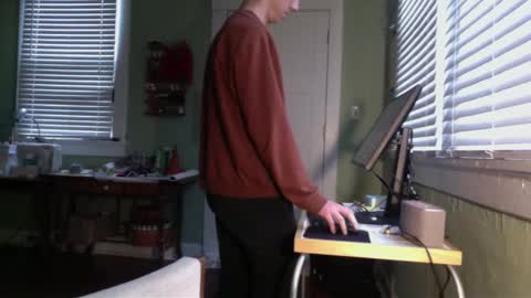 best_triam online show from 02/23/25, 07:49