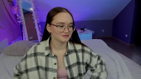 Danny and Kira online show from 02/02/25, 08:24