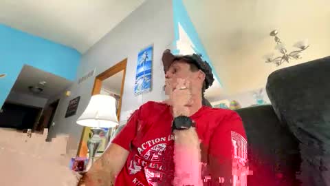 Snapshot of bestfriend123456 chatting on 03/20/26, 05:18 bestfriend123456 online show from 03/20/26, 05:18