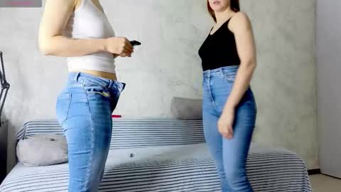 Hellen and Natali online show from 02/15/26, 02:52