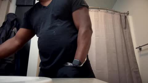 Snapshot of bestkeptsecre_t chatting on 12/18/24, 09:08 bestkeptsecre t online show from 12/18/24, 09:08