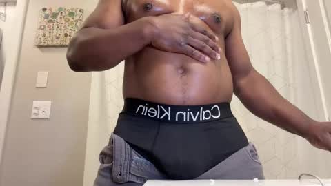 Snapshot of bestkeptsecre_t chatting on 10/03/25, 11:57 bestkeptsecre t online show from 10/03/25, 11:57