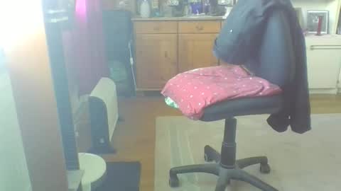 Snapshot of bestmann979994 chatting on 02/14/26, 11:18 bestmann979994 online show from 02/14/26, 11:18