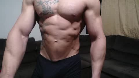 Snapshot of bestmuscle chatting on 05/13/26, 09:22 bestmuscle online show from 05/13/26, 09:22