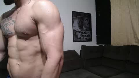 Snapshot of bestmuscle chatting on 05/16/26, 09:13 bestmuscle online show from 05/16/26, 09:13