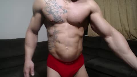 Snapshot of bestmuscle chatting on 05/19/26, 09:21 bestmuscle online show from 05/19/26, 09:21