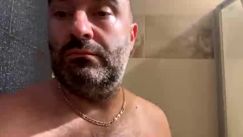 Snapshot of bestpeniseverseen chatting on 10/31/25, 03:40 bestpeniseverseen online show from 10/31/25, 03:40