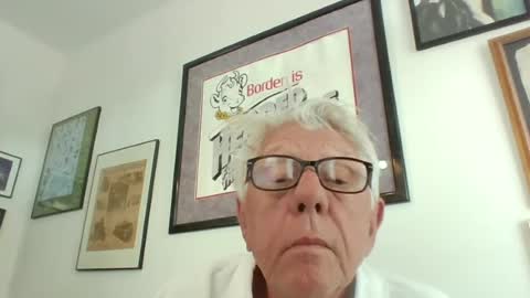Snapshot of bestshot1951 chatting on 06/12/26, 12:37 bestshot1951 online show from 06/12/26, 12:37