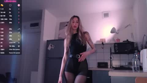 Zo online show from 02/13/26, 03:19