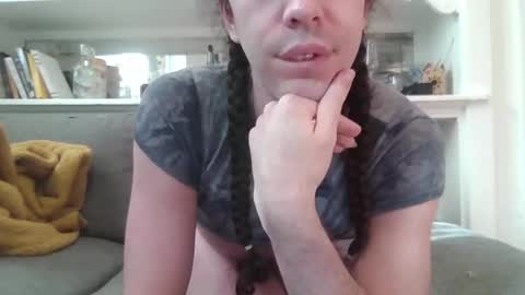 GG online show from 11/04/25, 05:23