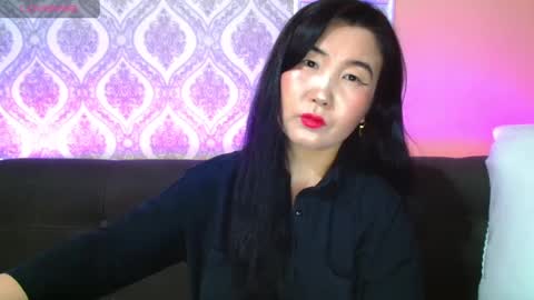 Snapshot of bet_lu chatting on 02/15/25, 06:44 Bet Lu online show from 02/15/25, 06:44