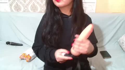 Snapshot of bet_lu chatting on 02/27/25, 09:11 Bet Lu online show from 02/27/25, 09:11