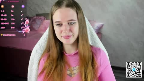 Snapshot of betany_foks chatting on 04/07/26, 12:22 Betany online show from 04/07/26, 12:22