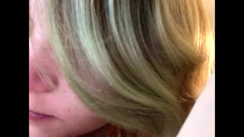 Snapshot of bethanytakesit123 chatting on 12/03/24, 05:53 Bethanytakesitt online show from 12/03/24, 05:53