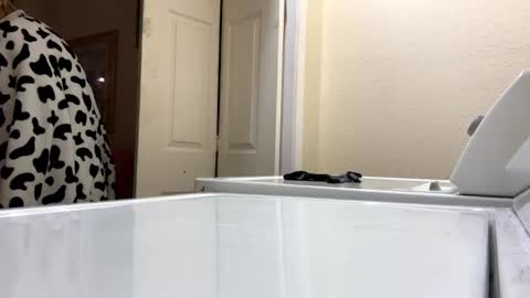 Snapshot of bethanytakesit123 chatting on 01/17/25, 09:06 Bethanytakesitt online show from 01/17/25, 09:06