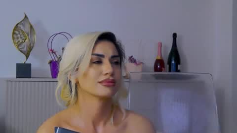 bethierusse online show from 03/16/26, 02:39