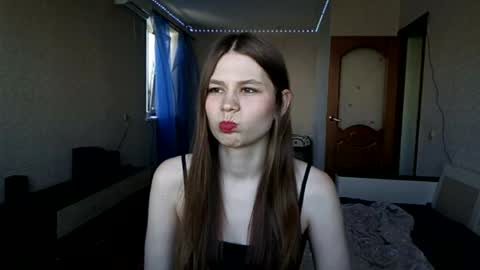 Leila online show from 06/07/26, 11:14
