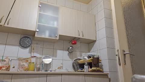 bethnorth online show from 04/08/26, 01:05