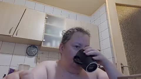 Snapshot of bethnorth chatting on 06/28/26, 11:22 bethnorth online show from 06/28/26, 11:22