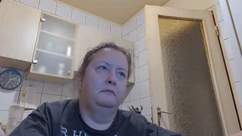 Snapshot of bethnorth chatting on 07/09/26, 11:31 bethnorth online show from 07/09/26, 11:31