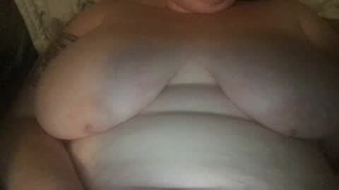 Snapshot of bethw3348 chatting on 06/22/26, 10:29 bethw3348 online show from 06/22/26, 10:29