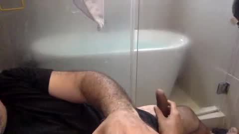 Virtual Gentleman online show from 01/05/25, 05:09