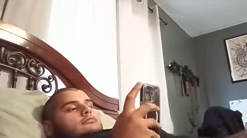 Snapshot of betorsido2 chatting on 11/12/25, 10:20 betorsido2 online show from 11/12/25, 10:20