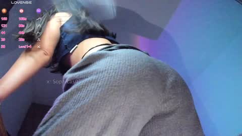 Snapshot of betsabe_butlers_ chatting on 01/08/25, 07:34  Automatic Espresso Coffee Maker50000tkns left    online show from 01/08/25, 07:34