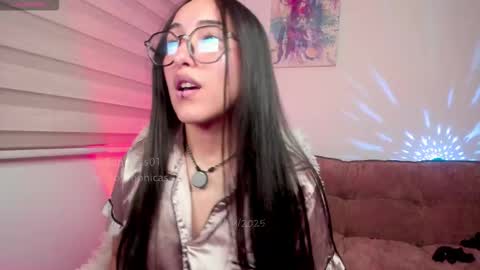 Snapshot of betsabe_butlers_ chatting on 09/28/25, 11:10  Automatic Espresso Coffee Maker50000tkns left    online show from 09/28/25, 11:10