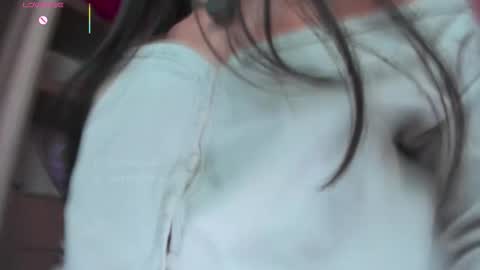 Snapshot of betsabe_butlers_ chatting on 10/11/25, 01:05  Automatic Espresso Coffee Maker50000tkns left    online show from 10/11/25, 01:05