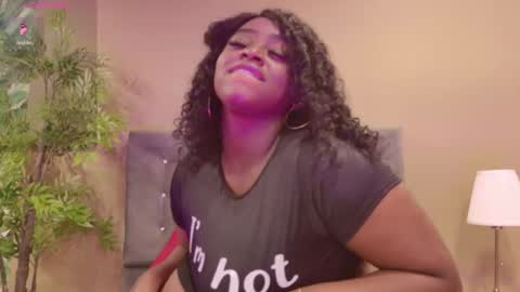 Snapshot of betsybennet chatting on 10/28/25, 10:01 BETSY online show from 10/28/25, 10:01