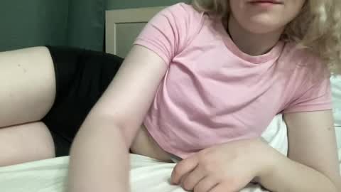 Snapshot of betteketty chatting on 04/27/26, 07:45 Bette online show from 04/27/26, 07:45