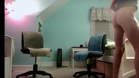 Snapshot of betterwithu2 chatting on 01/05/25, 12:42 betterwithu2 online show from 01/05/25, 12:42