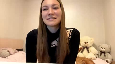 Mia online show from 01/11/26, 07:19