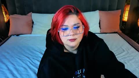 betttydark online show from 09/28/25, 08:03