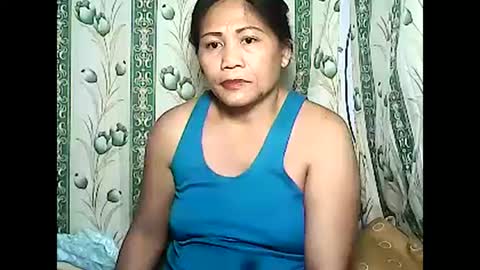 betty_83 online show from 12/18/24, 11:45