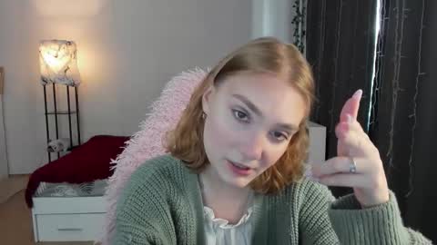 Dory make me happier online show from 09/16/25, 02:23