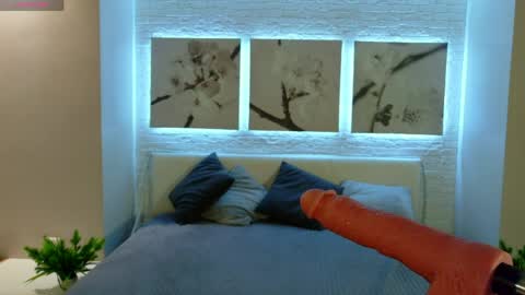 Snapshot of bettyrouse chatting on 04/17/26, 08:34 Betty online show from 04/17/26, 08:34