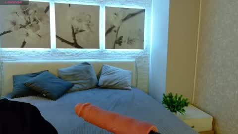 Snapshot of bettyrouse chatting on 04/18/26, 08:20 Betty online show from 04/18/26, 08:20