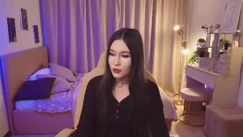 Katie online show from 06/19/26, 08:51