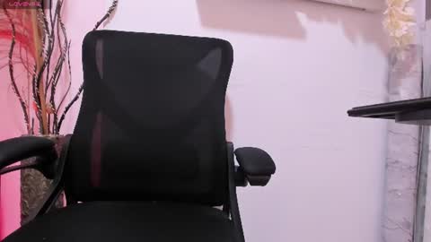 Snapshot of betzabeth_1 chatting on 07/28/26, 07:39 Catalina online show from 07/28/26, 07:39