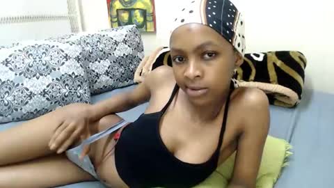 Snapshot of betzleexoxo chatting on 07/26/26, 06:15 betzleexoxo online show from 07/26/26, 06:15