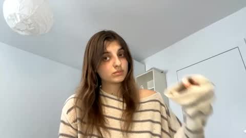 Snapshot of beulahweikert chatting on 04/30/26, 03:40 Lina online show from 04/30/26, 03:40