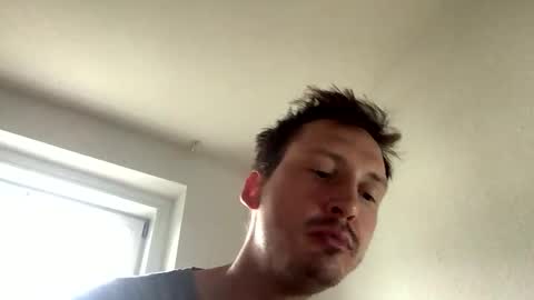 Snapshot of beutlin1234 chatting on 05/06/26, 03:39 Freshmilk online show from 05/06/26, 03:39