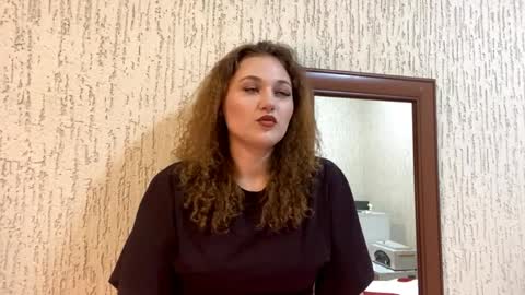 Sophie online show from 04/04/26, 08:34