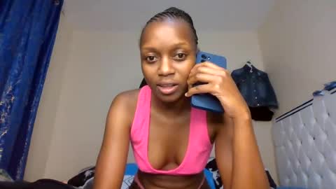 Snapshot of beverlyne5 chatting on 07/19/26, 03:49 beverly online show from 07/19/26, 03:49