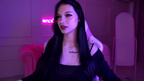 Snapshot of beverlyyork chatting on 02/20/25, 06:28 Beverly online show from 02/20/25, 06:28