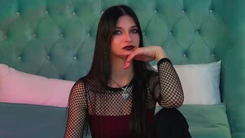 Snapshot of beverlyyork chatting on 03/24/26, 06:35 Beverly online show from 03/24/26, 06:35